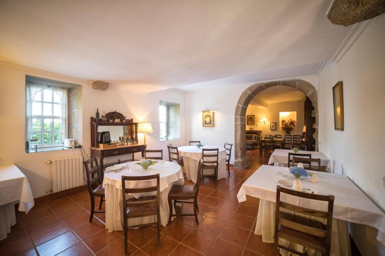 Casa Dos Assentos De Quintiaes Bed & Breakfast Barcelos Bagian luar foto