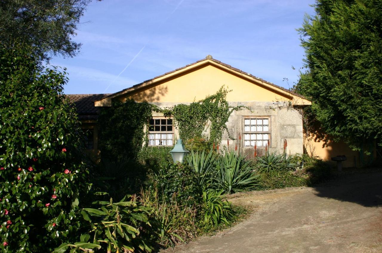 Casa Dos Assentos De Quintiaes Bed & Breakfast Barcelos Bagian luar foto